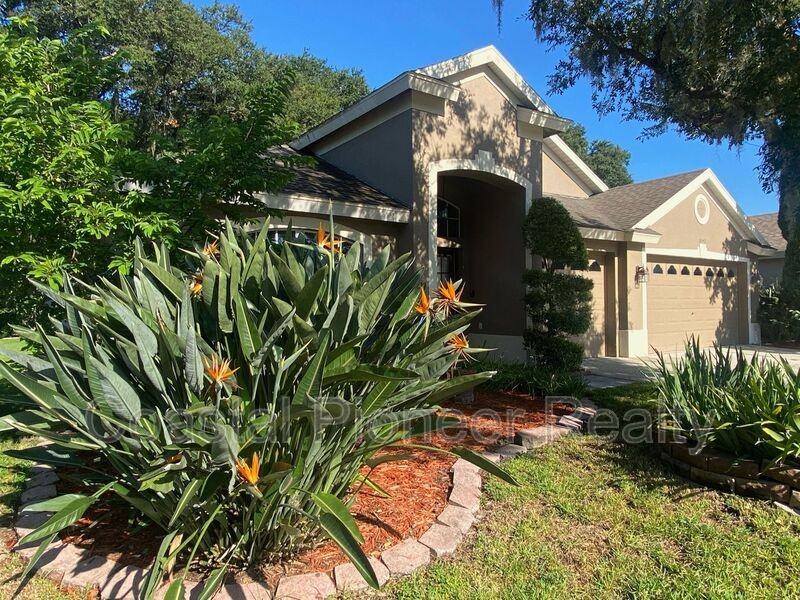 10542 San Travaso Dr - Photo 4 of 38
