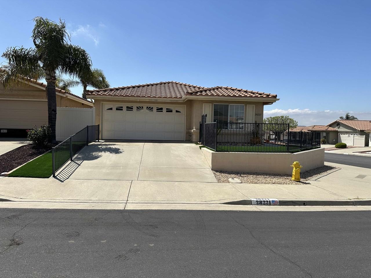 28221 Calle Lustrosos #28221 - Photo 2 of 25