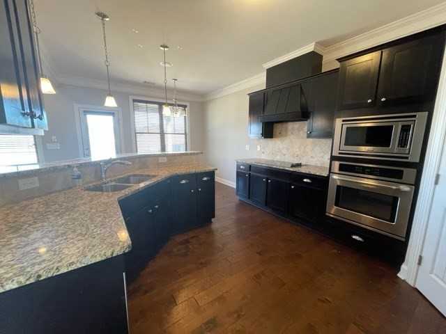 344 Brentford Avenue - Photo 6 of 19