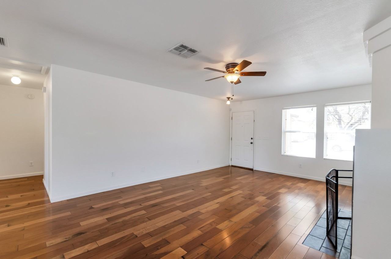 10395 E Bridgeport St - Photo 5 of 23