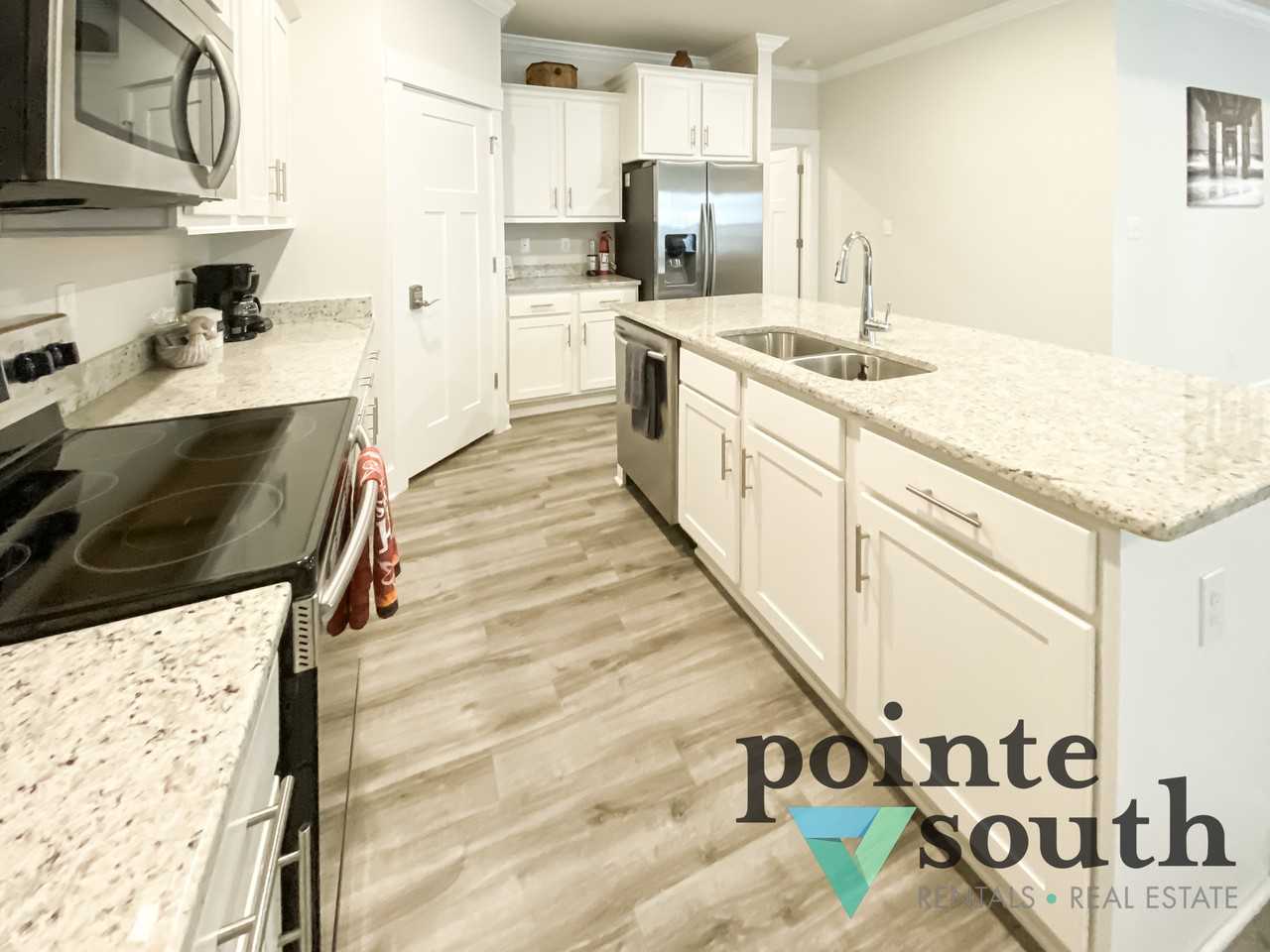 16416 Prado Loop - Photo 3 of 19