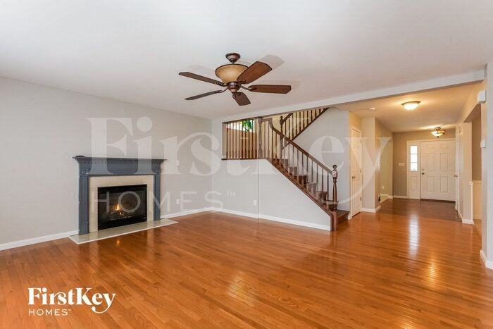 105 Brookfield Blvd - Photo 3 of 15