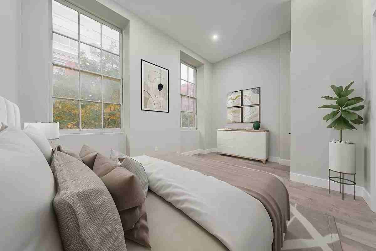 20 Saint Marks Pl #8