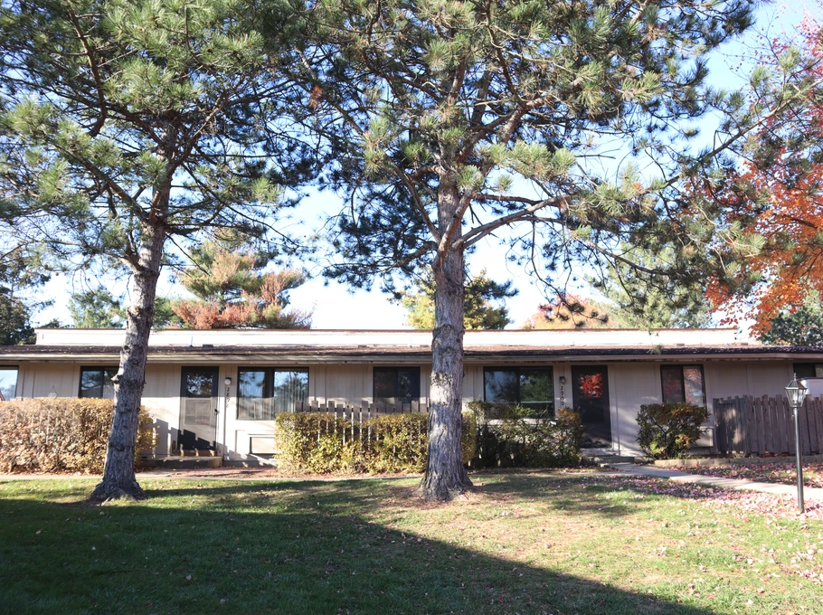 Meadowood - Photo 4 of 6