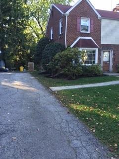 1540 James Rd - Photo 3 of 15