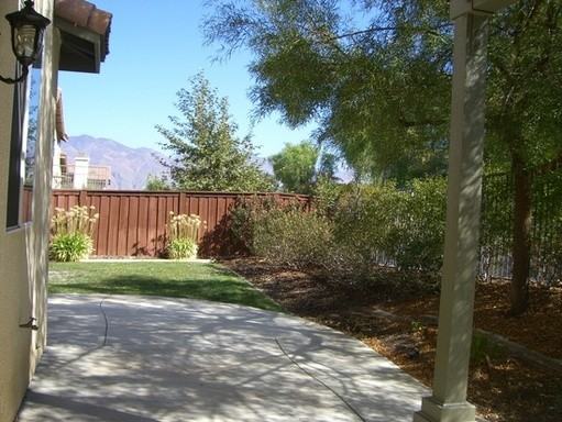 2471 Menlo Ave - Photo 3 of 3