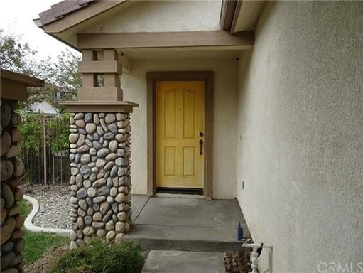 403 Blue Jay Dr - Photo 3 of 16