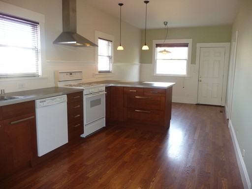 2014 E 25th St - Photo 2 of 10