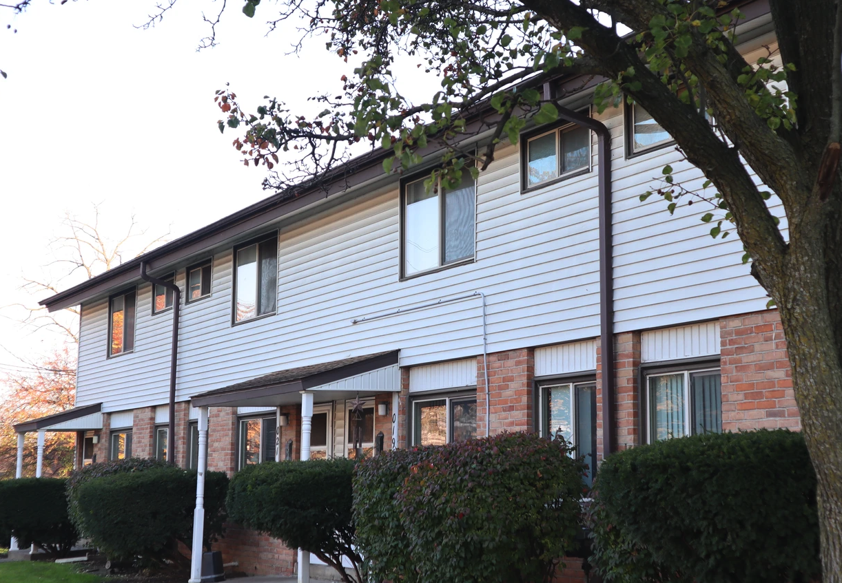 Southridge Park - Photo 5 of 7