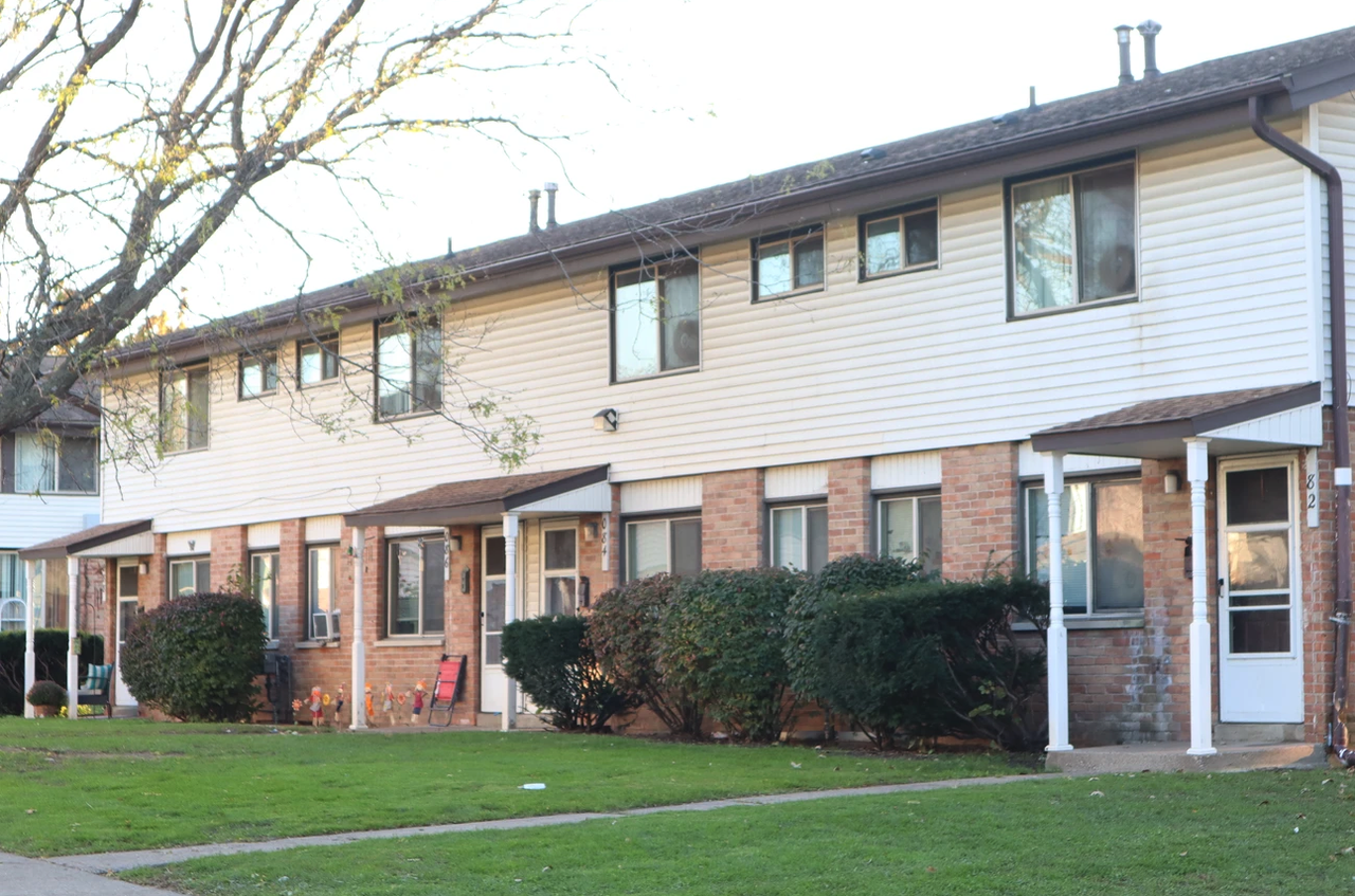 Southridge Park - Photo 2 of 7