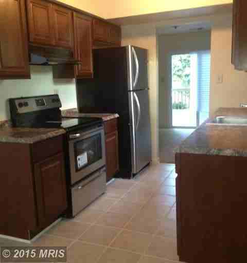551 Short Curve Rd - Photo 3 of 7