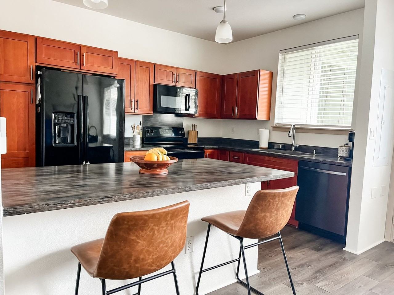 724 Kakala St #1407 - Photo 6 of 23