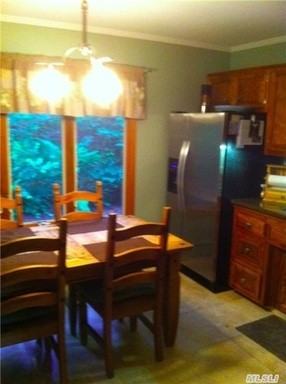 18 Crossman Rd - Photo 3 of 11