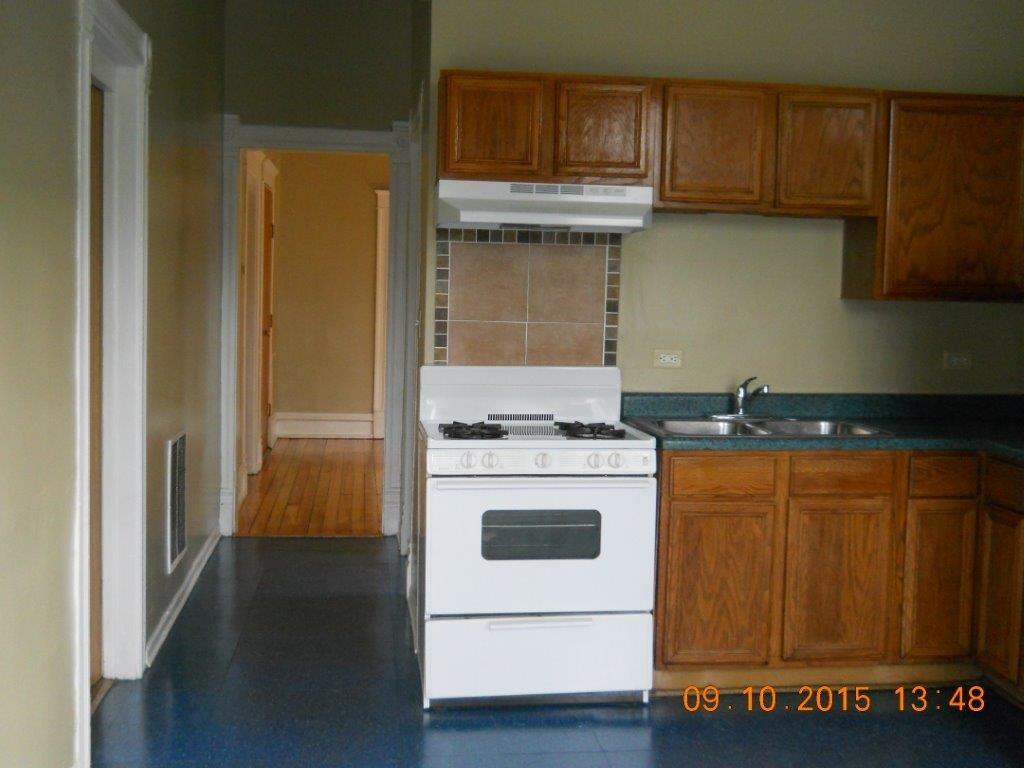 5404 South Wells Street #2 - Photo 2 of 6
