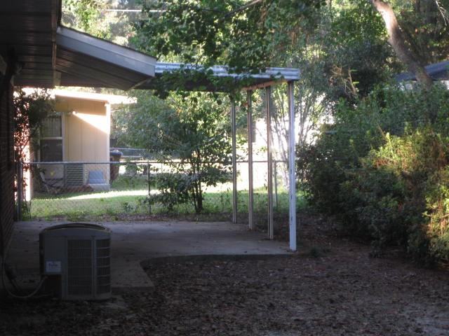 2904 Bonita Dr - Photo 3 of 12