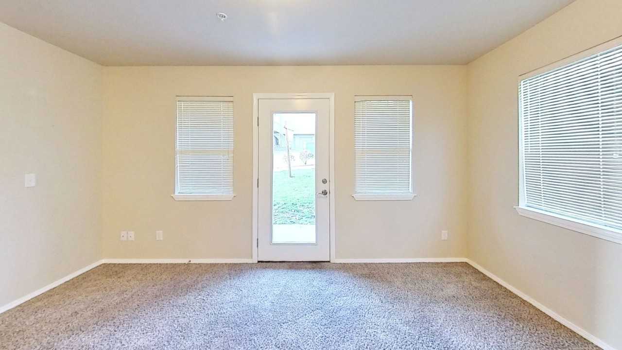 University Place Apartments - Photo 4 of 10