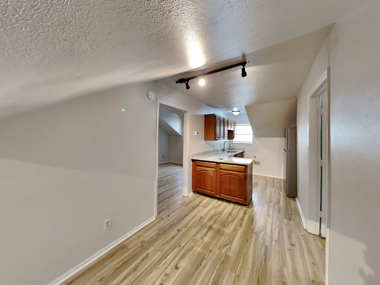 3551 W 4th St #5 - Photo 4 of 11