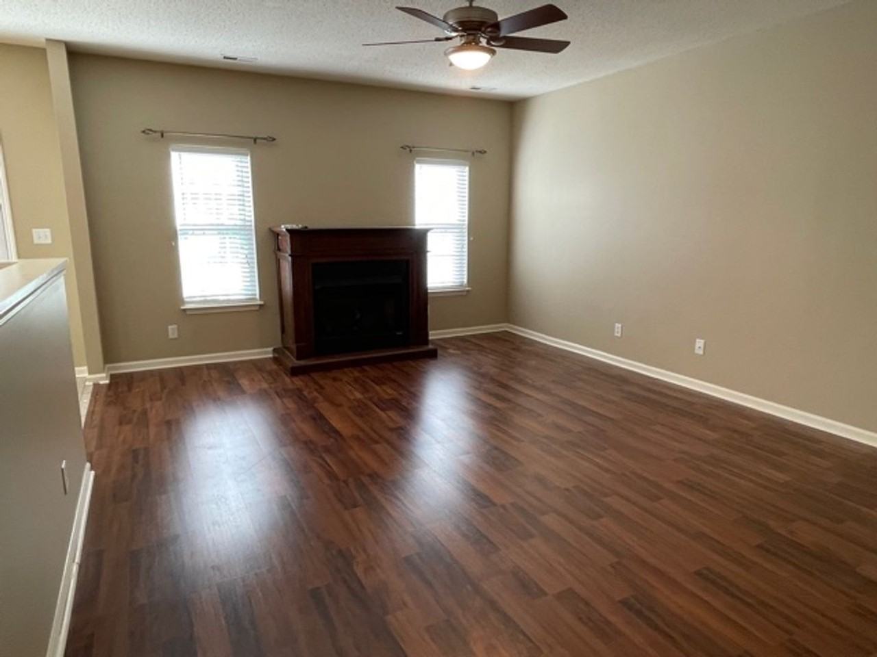 1155 Glory Vine Rd - Photo 3 of 25