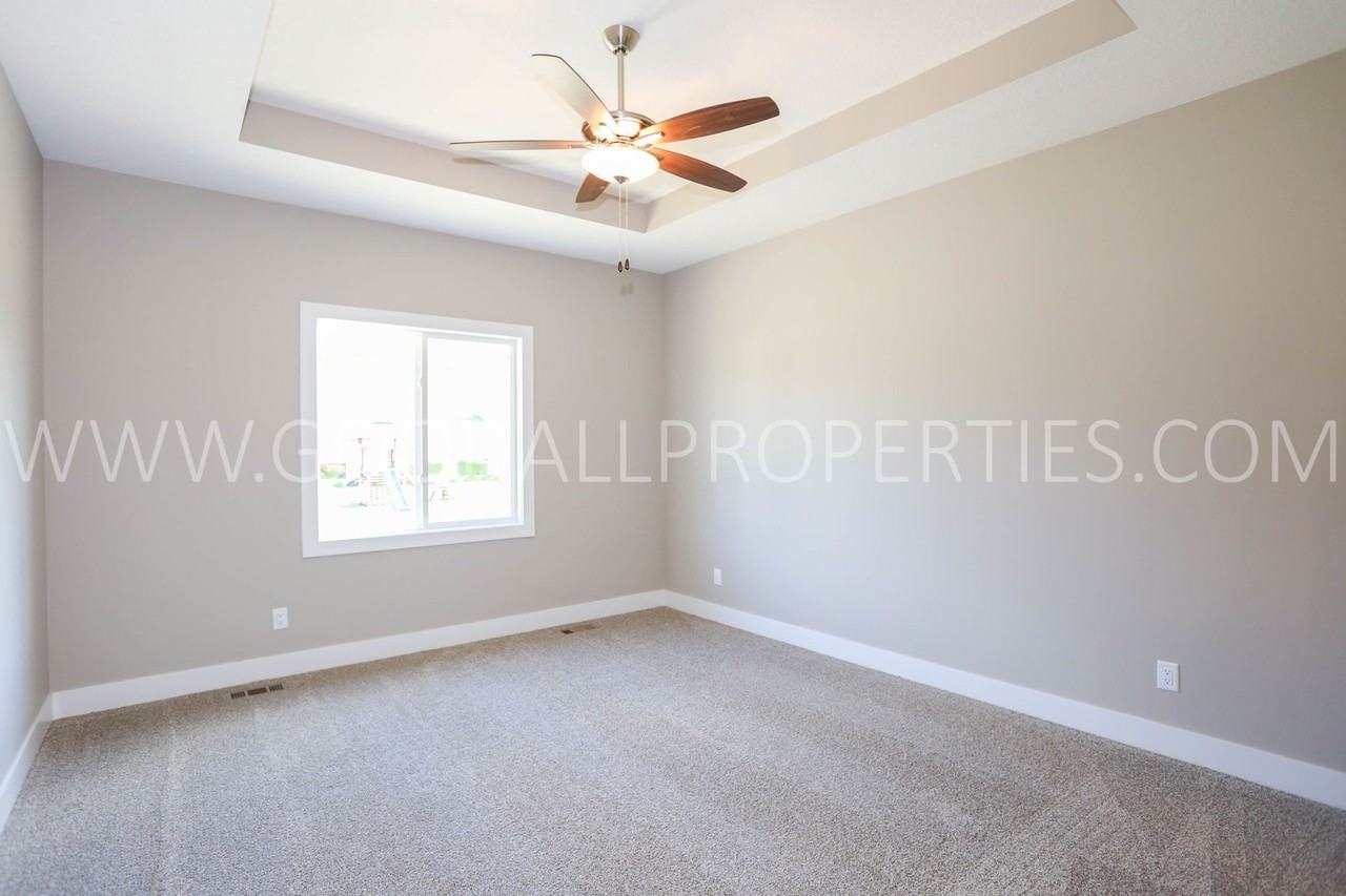 16656 Wilden Dr - Photo 6 of 17