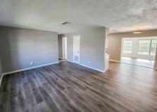 995 Barclay Dr - Photo 1 of 1