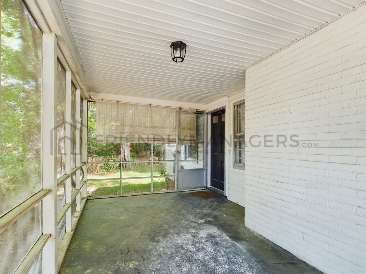 3720 Manor Dr - Photo 2 of 22