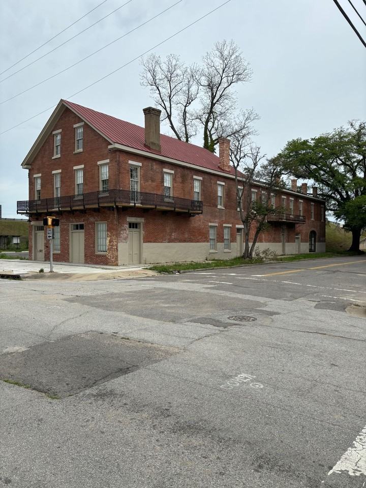 Renovated lofts, now leasing! Downtown Augusta! - Photo 2 of 3
