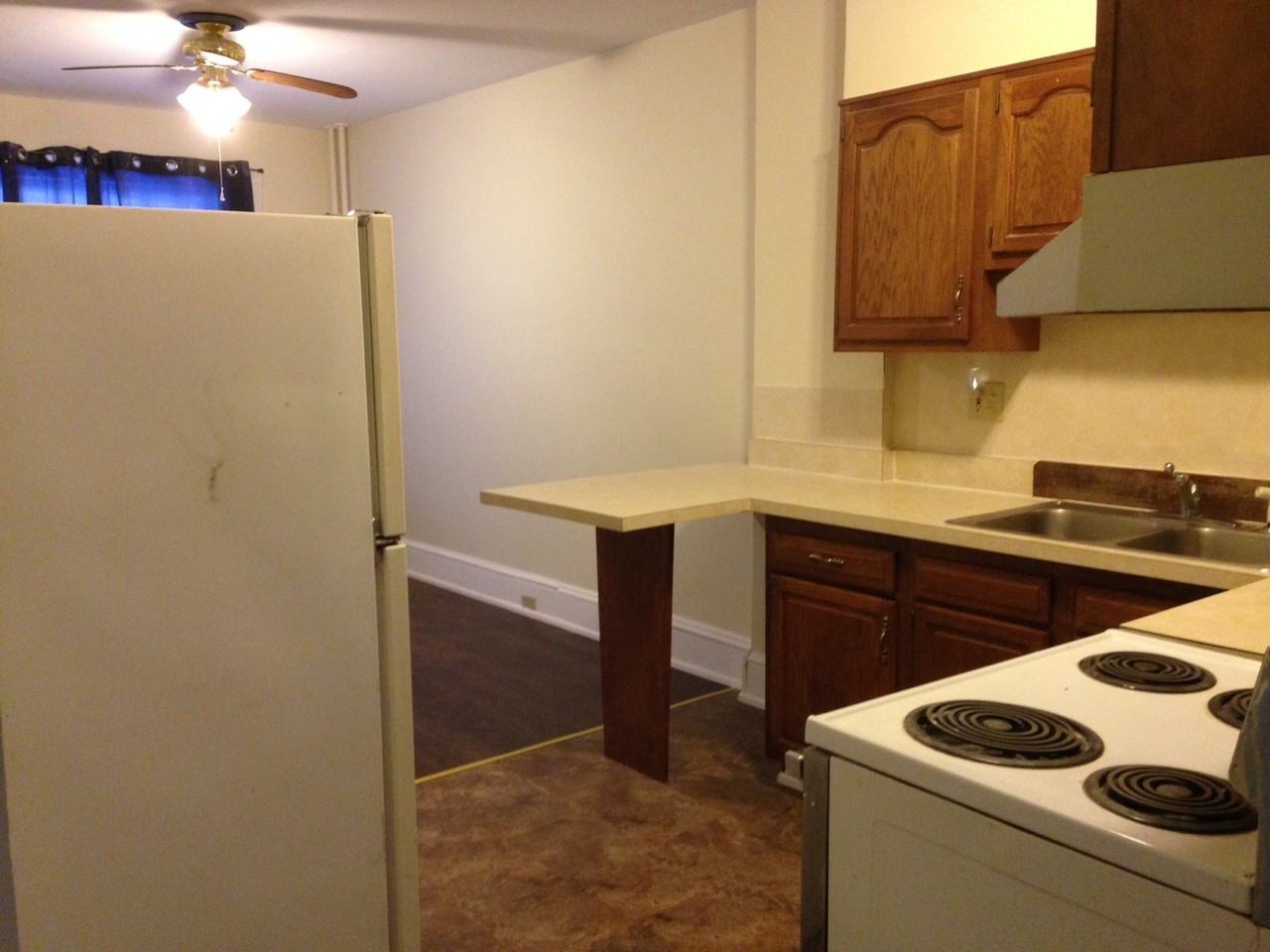 1214 Schuylkill - Photo 3 of 9
