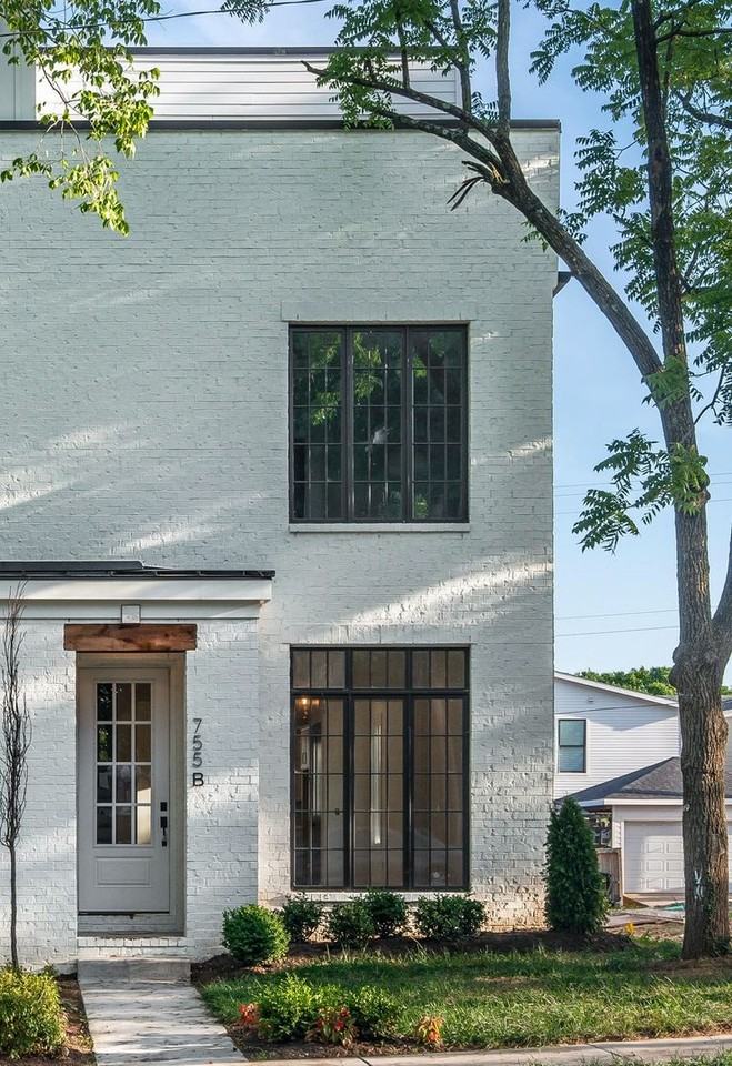 755B Lynwood Ave - Photo 2 of 23