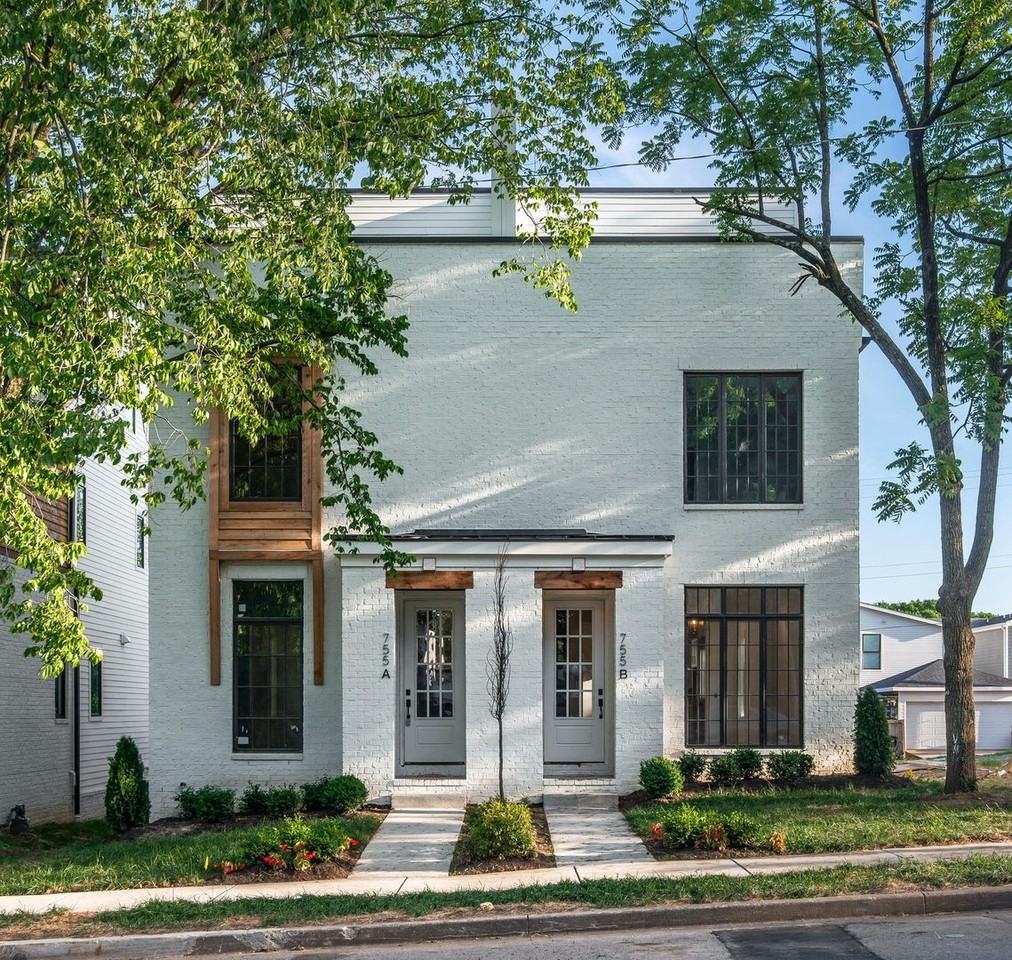 755B Lynwood Ave - Photo 3 of 23