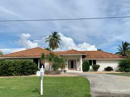 featured image of 844 Pamela Dr