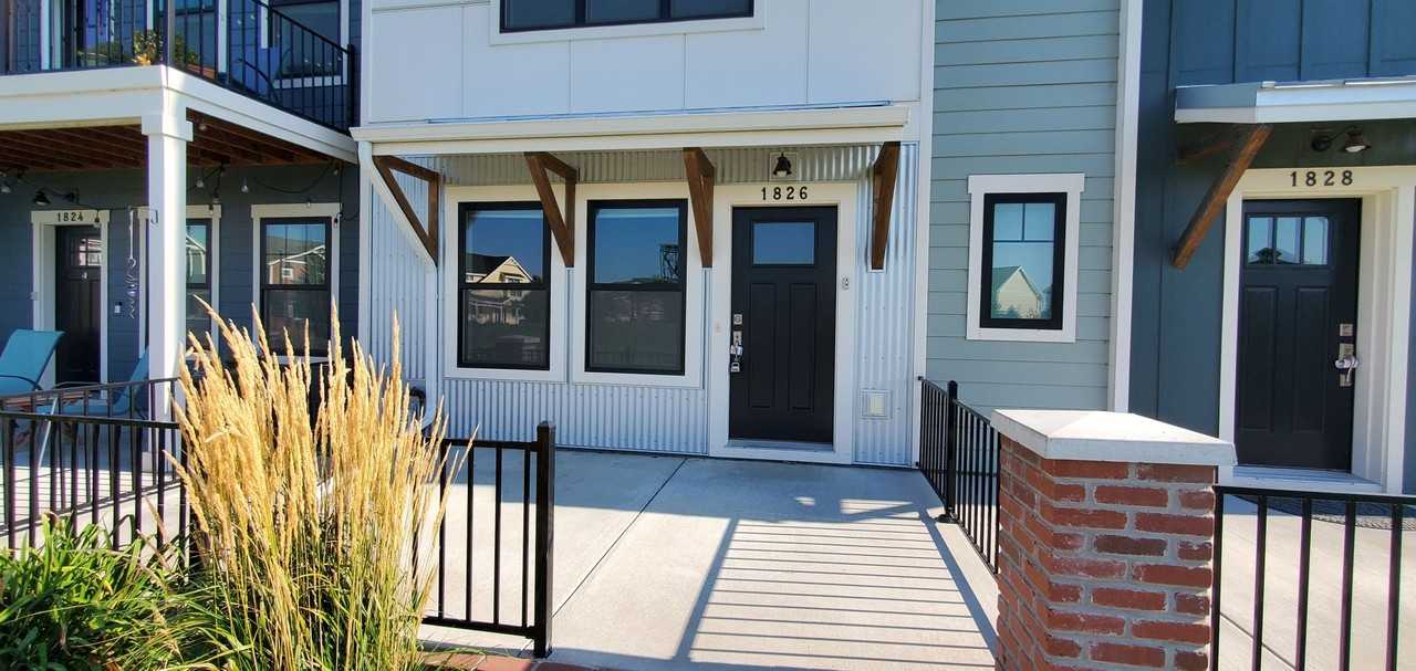 1826 Lost Creek Rd - Photo 2 of 22