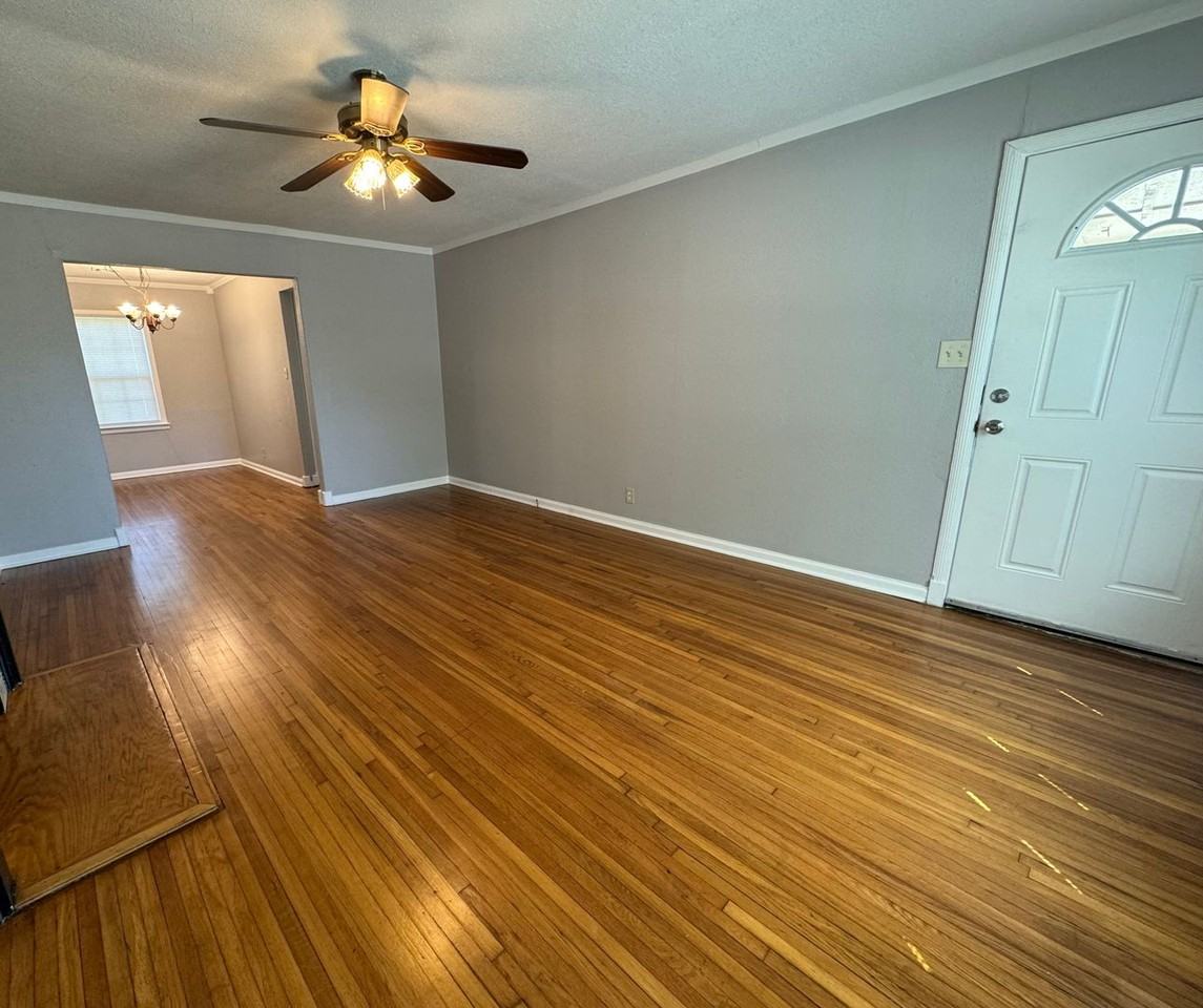 5933 E 4th Pl - Photo 3 of 16