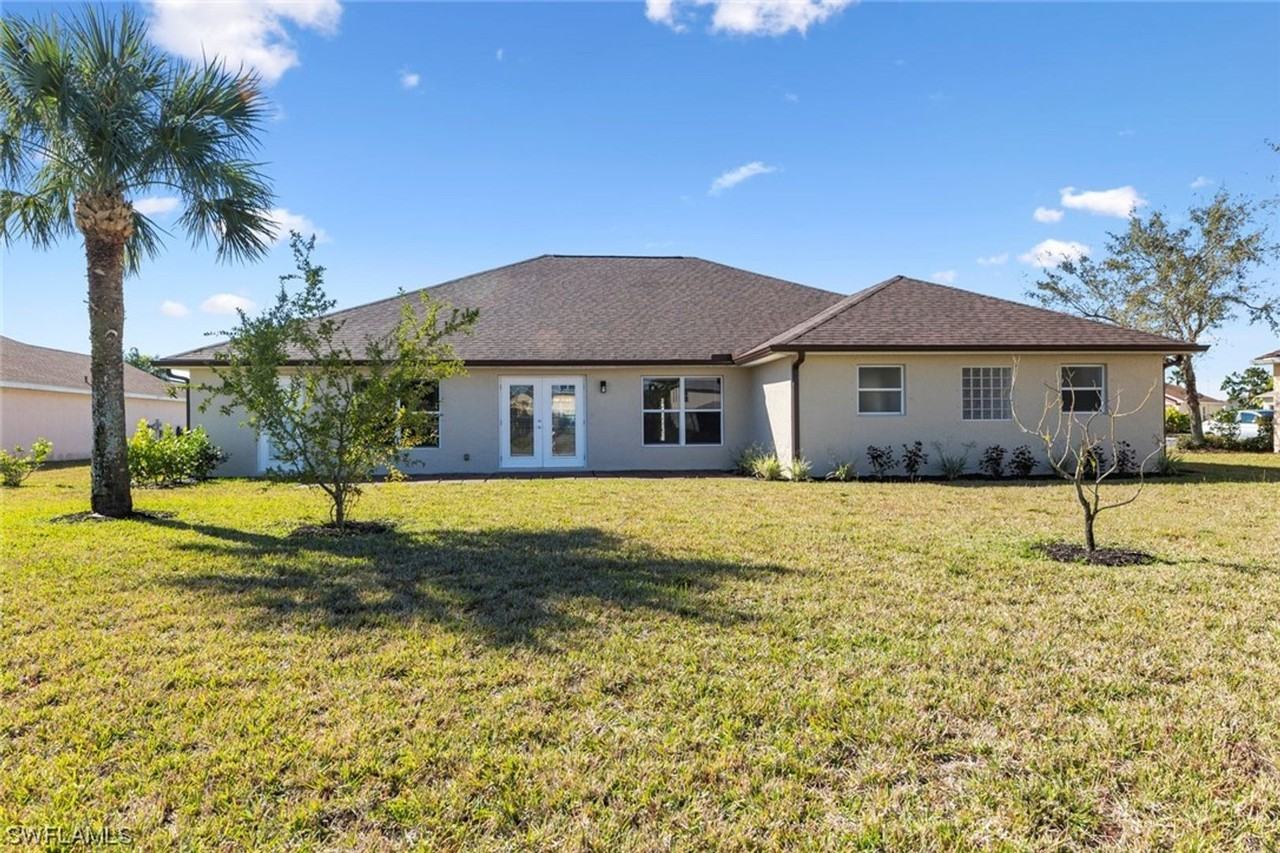 18251 Beauty Berry Ct - Photo 5 of 30