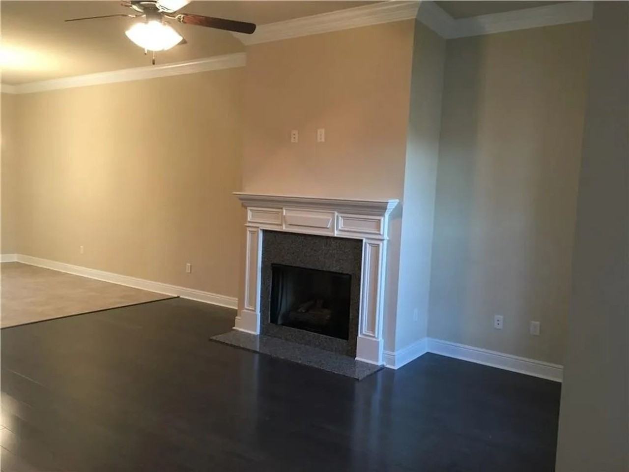 4813 Bennington Rd - Photo 3 of 44