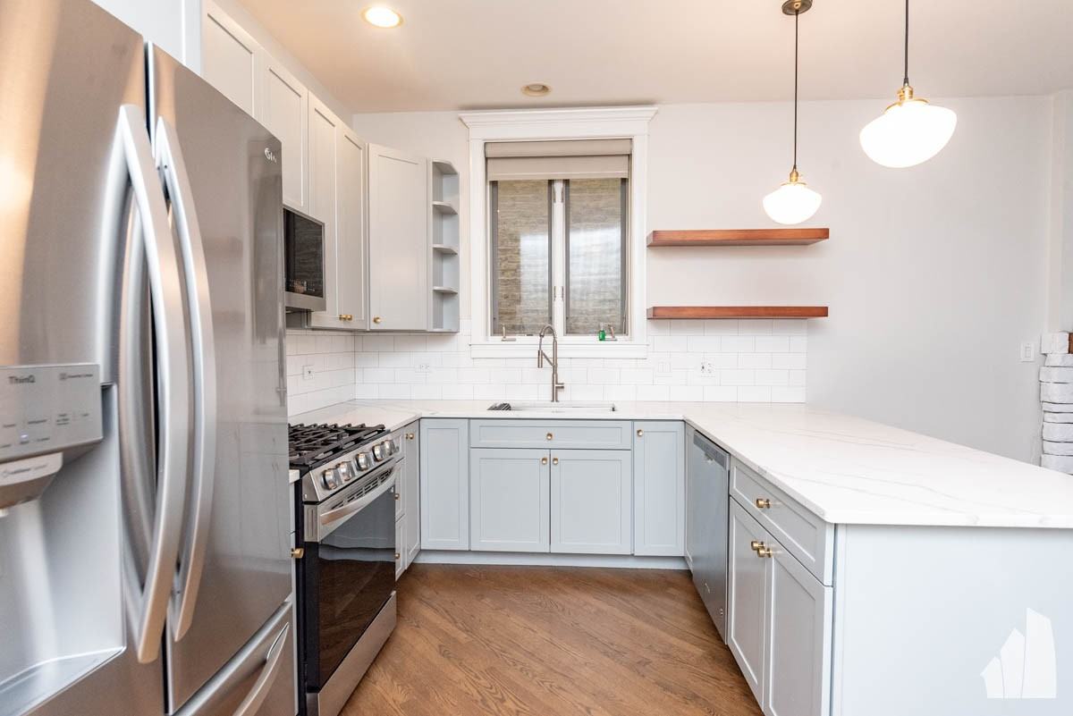 2014 W Augusta Blvd #1 - Photo 2 of 17