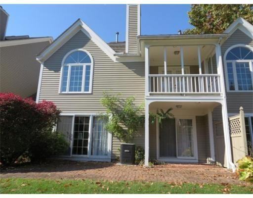 3 Shady Brook Ln #3 - Photo 2 of 7