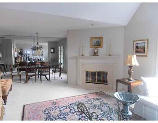 3 Shady Brook Ln #3 - Photo 3 of 7