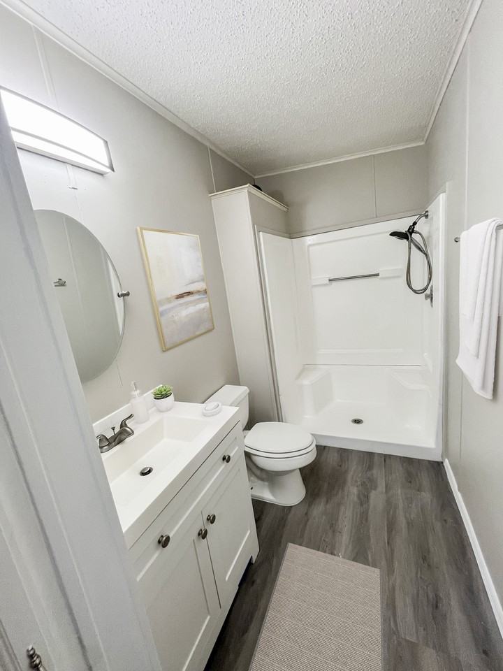 Oak Leaf Ln - Photo 3 of 5