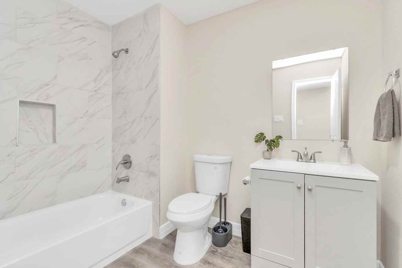 Tavenor Lane - Photo 3 of 11