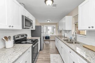 Tavenor Ln - Photo 1 of 1