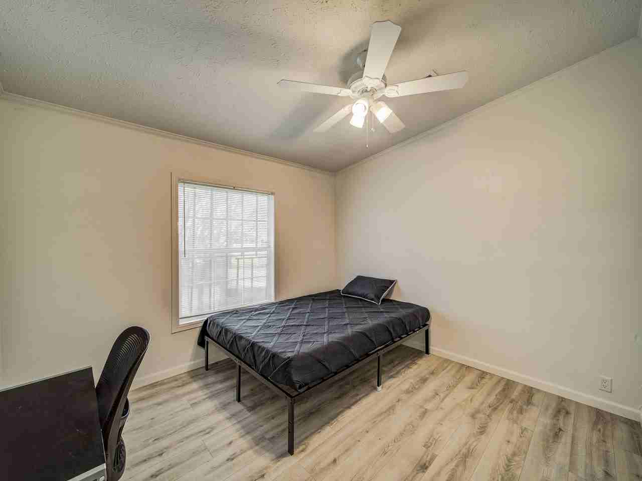 Leana Ave - Photo 6 of 6
