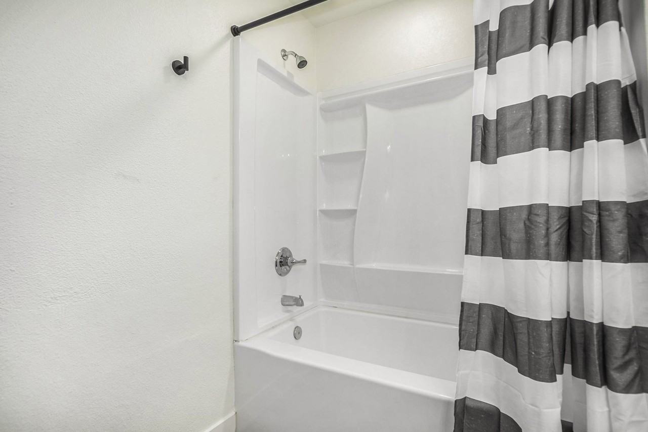 North 60th Avenue - Photo 6 of 14