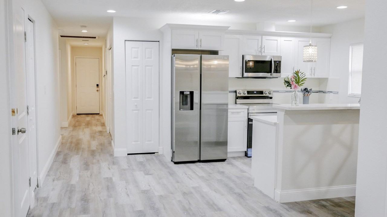 Courtland St - Photo 3 of 19