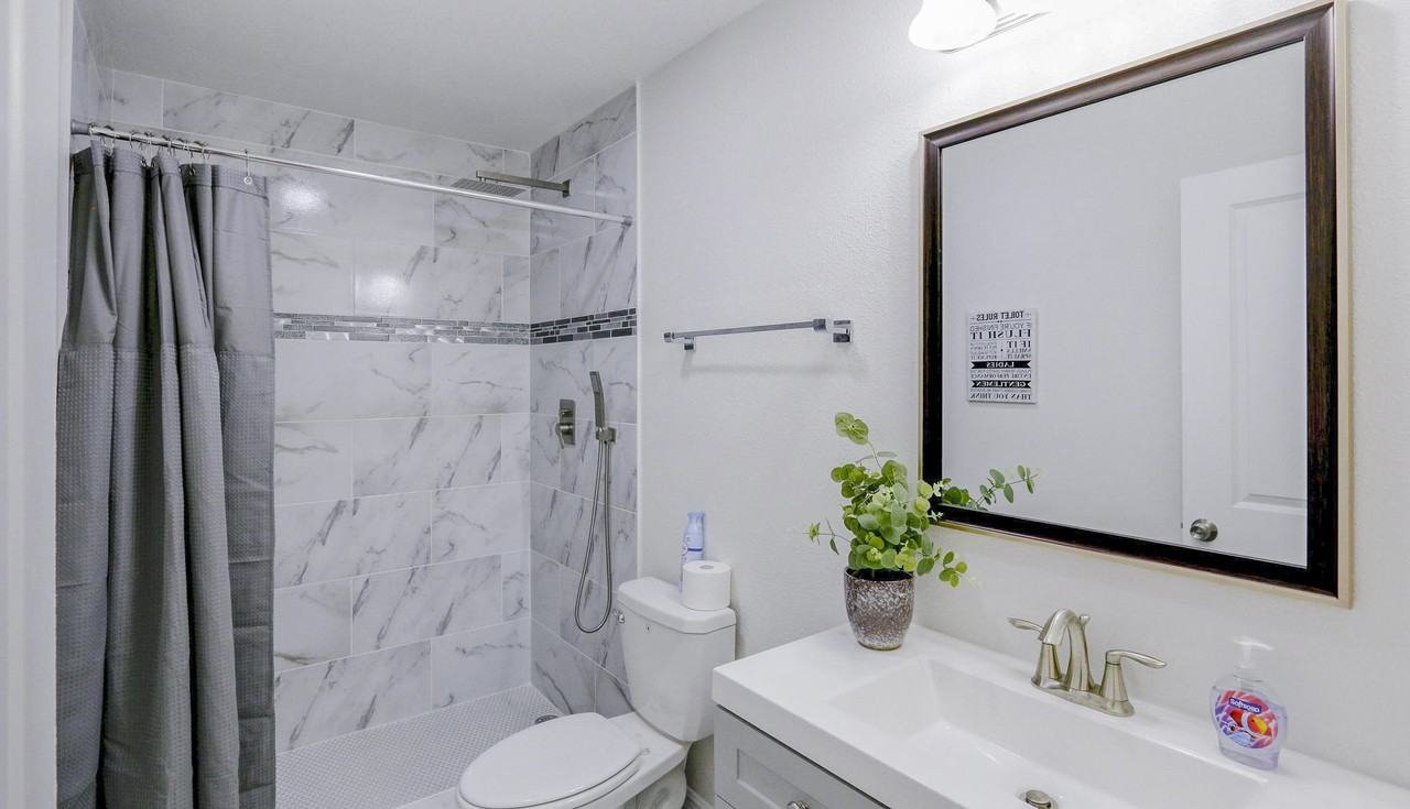 Courtland St - Photo 4 of 19