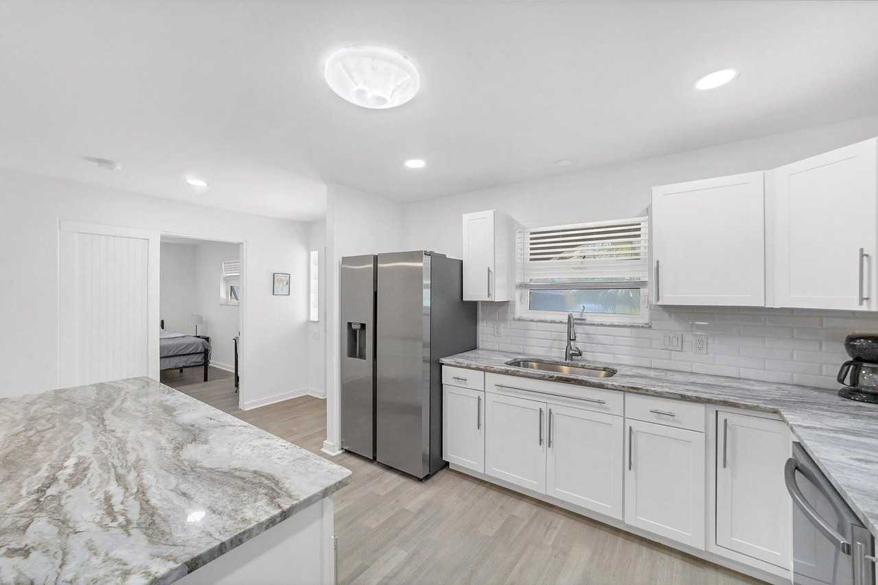 Glenwood Ave - Photo 3 of 9