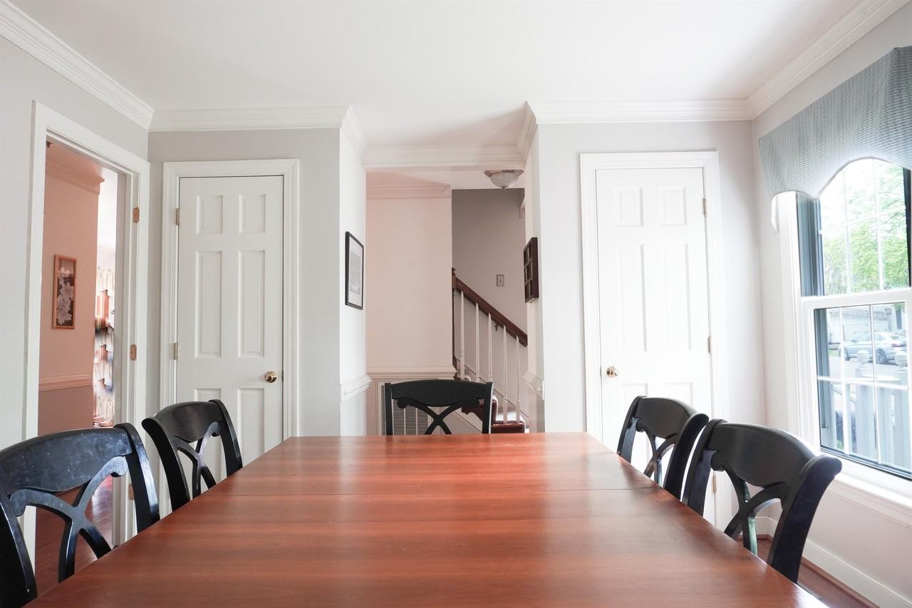 2405 Kenmore Rd #1 - Photo 7 of 25