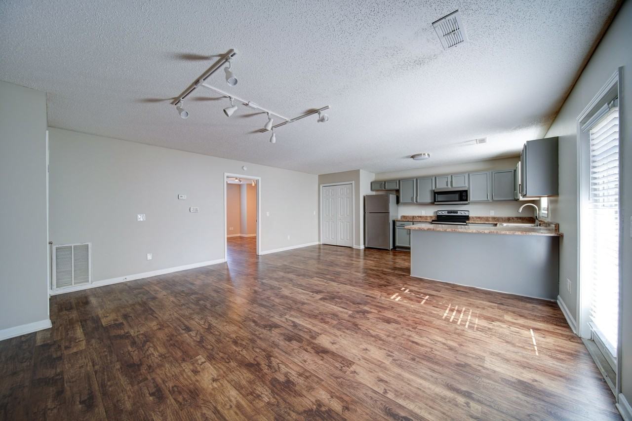 Summers Run Apartments 2207 N Fayetteville St, Asheboro, NC 27203