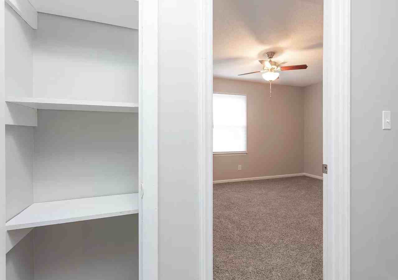 Arlington Village Townhomes - Photo 7 of 45