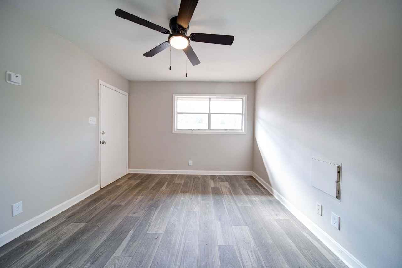 Pine Ridge at Reynolda - Photo 5 of 44