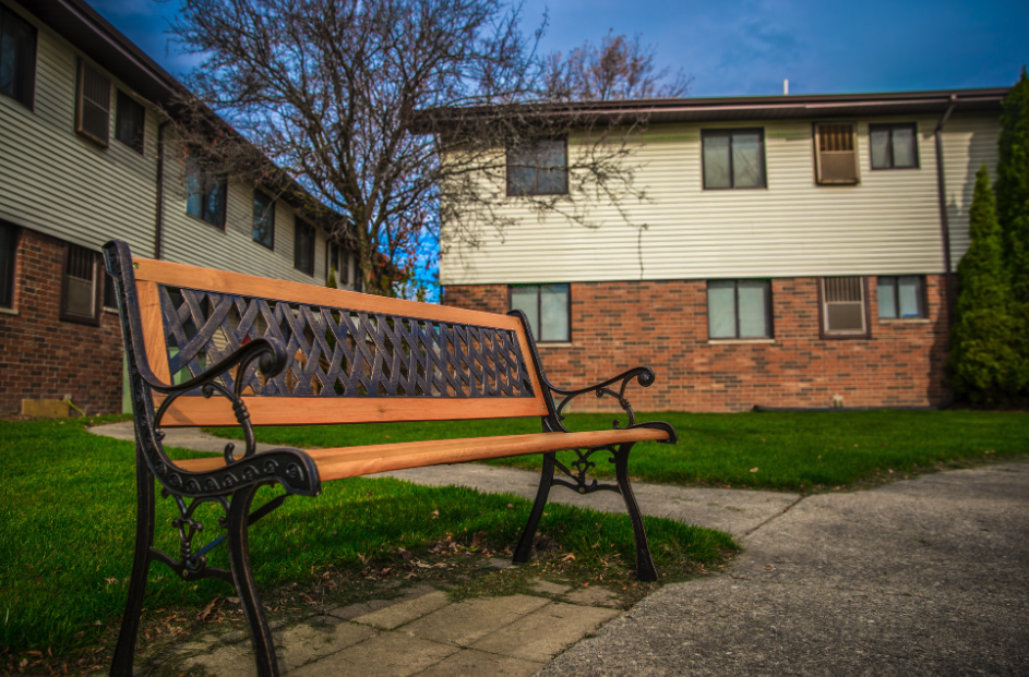 Circle Shore - Photo 3 of 11